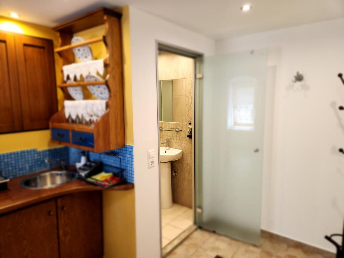 Lindos Boutique - Adults Only Apartman Kültér fotó