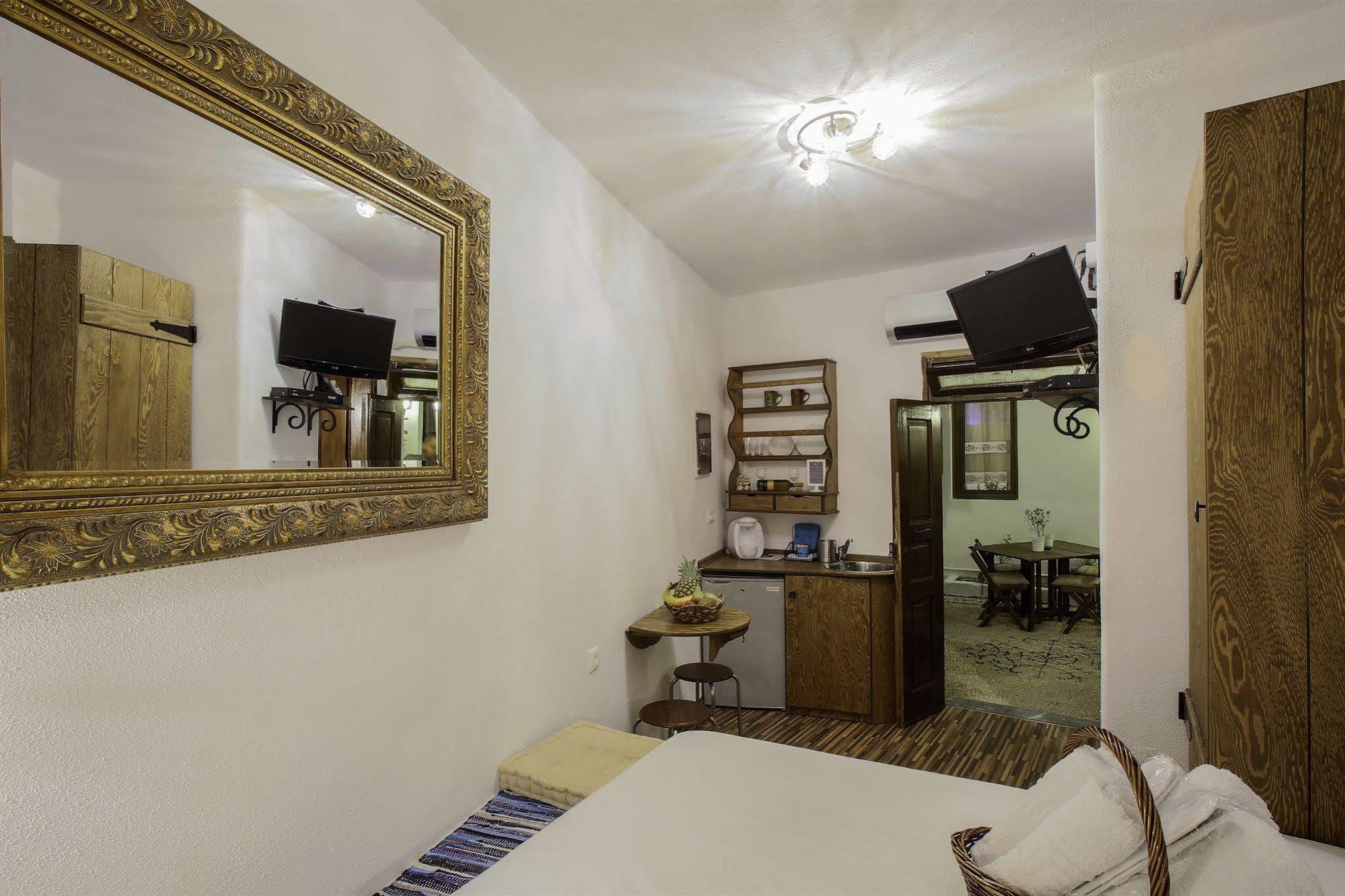 Lindos Boutique - Adults Only Apartman Kültér fotó